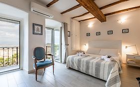 Karalis Relais